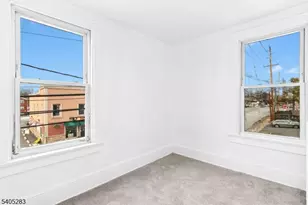 162 W 2nd Ave, Roselle, NJ 07203 - Photo 16