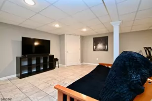 137 Byrne St, Hackensack, NJ 07601 - Photo 22