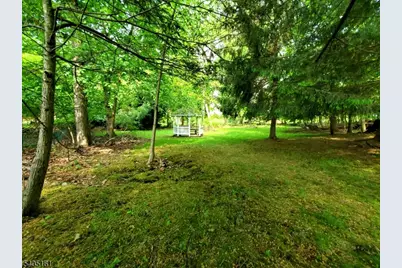 137 Byrne St, Hackensack, NJ 07601 - Photo 28