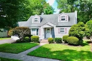 137 Byrne St, Hackensack, NJ 07601 - Photo 1