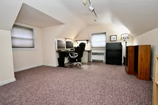 137 Byrne St, Hackensack, NJ 07601 - Photo 18