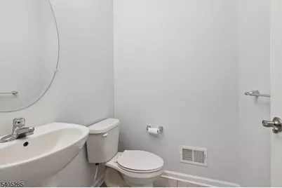 22 Clifford Cir, Franklin Township, NJ 08873 - Photo 6