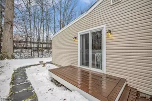 193 Jacksonville Dr, Parsippany, NJ 07054 - Photo 36