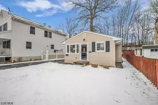 193 Jacksonville Dr, Parsippany, NJ 07054 - Photo 1