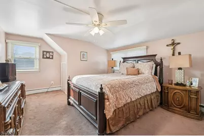 132 Linden Rd, Wayne Twp., NJ 07470 - Photo 14