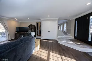 8 Luchetti Way, Andover Township, NJ 07860 - Photo 6