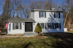 8 Luchetti Way, Andover Township, NJ 07860 - Photo 2