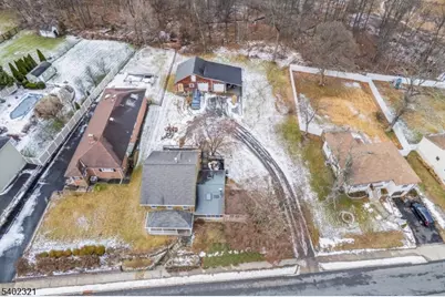 79 Fairfield Ave, West Caldwell, NJ 07006 - Photo 28