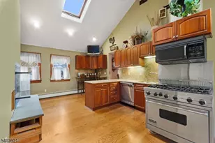 79 Fairfield Ave, West Caldwell, NJ 07006 - Photo 8