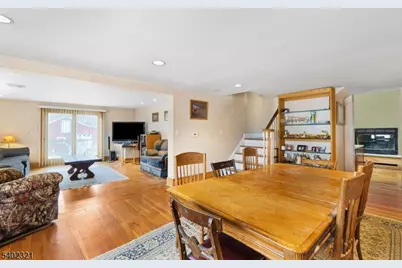 79 Fairfield Ave, West Caldwell, NJ 07006 - Photo 4