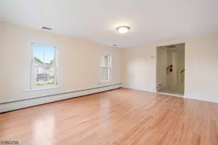 29 Walnut St, Sussex, NJ 07461 - Photo 8