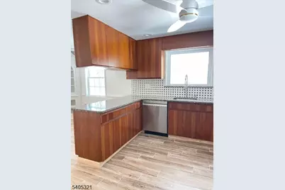 3 Meadow Dr, Warren Township, NJ 07059 - Photo 10