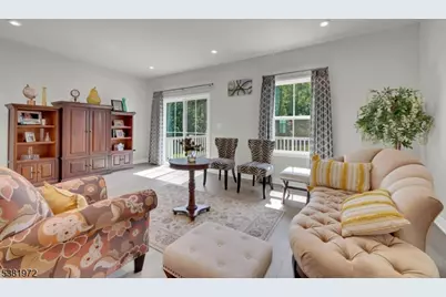 20 Peckwell St, Mount Olive, NJ 07828 - Photo 8