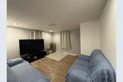 28 Howard St, North Plainfield, NJ 07060 - Photo 4