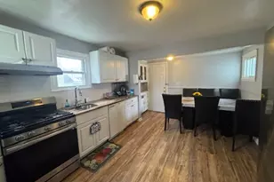 28 Howard St, North Plainfield, NJ 07060 - Photo 2