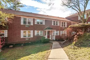 100 Pierson Miller Dr, Pompton Lakes, NJ 07442 - Photo 2