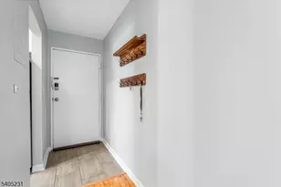 100 Pierson Miller Dr, Pompton Lakes, NJ 07442 - Photo 4