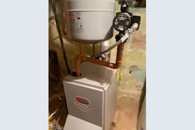 24 Little Falls Rd, Fairfield, NJ 07004 - Photo 16