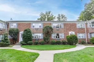 43 Conforti Ave, West Orange Township, NJ 07052 - Photo 12