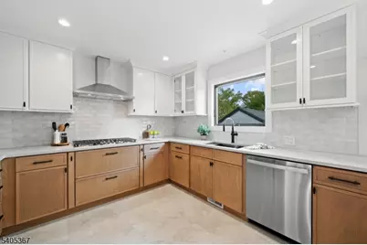 108 Harrington Rd, Clifton, NJ 07012 - Photo 8