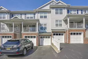 604 Knollwood Ct, Denville, NJ 07834 - Photo 2