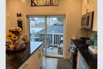103 Nesbit Ter, Irvington, NJ 07111 - Photo 6