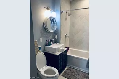 103 Nesbit Ter, Irvington, NJ 07111 - Photo 10