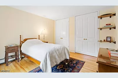 39 Harrison Ave #8, Montclair Twp., NJ 07042 - Photo 12