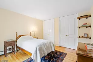 39 Harrison Ave, Montclair Twp., NJ 07042 - Photo 12