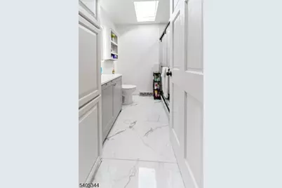 38 Helen Ave, Woodbridge Township, NJ 07001 - Photo 4