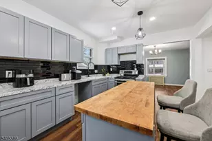 48 Laurel Ave, East Orange, NJ 07017 - Photo 8