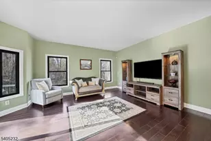 16 William Way, Washington Township, NJ 07853 - Photo 8