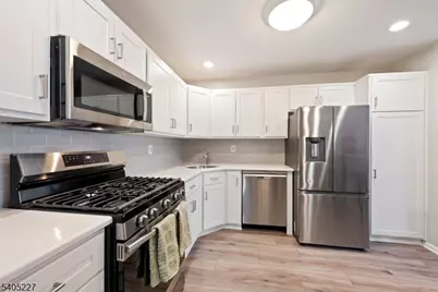 30 Hickory Way, Mount Arlington, NJ 07856 - Photo 4