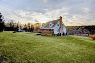 276 Wildcat Rd, Franklin, NJ 07416 - Photo 4