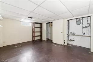 35 Brooktree Rd, East Windsor Township, NJ 08520 - Photo 16