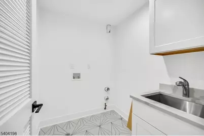 7 Royal Ave, Livingston, NJ 07039 - Photo 28