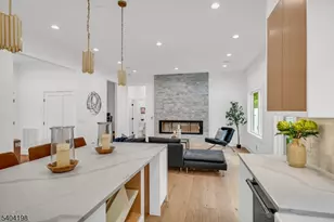 7 Royal Ave, Livingston, NJ 07039 - Photo 10