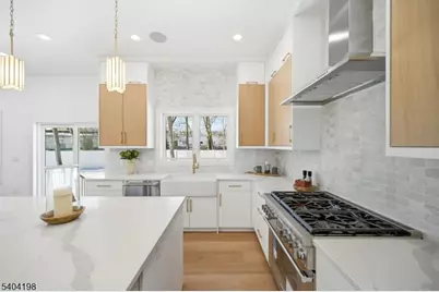 7 Royal Ave, Livingston, NJ 07039 - Photo 12