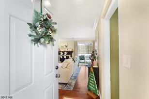 47 Spruce Ct, Bedminster Township, NJ 07921 - Photo 4