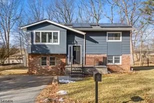 12 Hobart Trail, Hopatcong, NJ 07843 - Photo 4