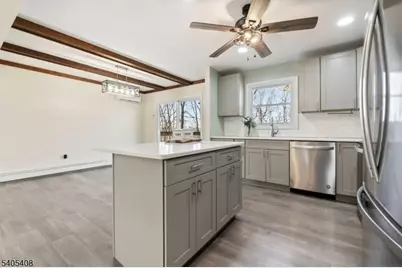 12 Hobart Trl, Hopatcong, NJ 07843 - Photo 16