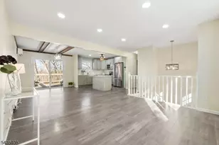 12 Hobart Trail, Hopatcong, NJ 07843 - Photo 10