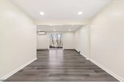 12 Hobart Trl, Hopatcong, NJ 07843 - Photo 32