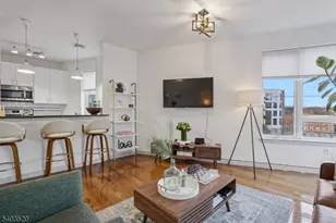 52 Lincoln Ave, Orange, NJ 07050 - Photo 8