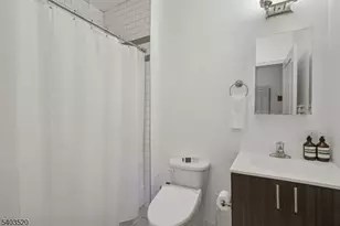 52 Lincoln Ave, Orange, NJ 07050 - Photo 28