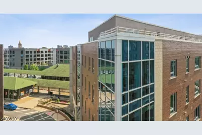 52 Lincoln Ave #302, City Of Orange Twp., NJ 07050 - Photo 2