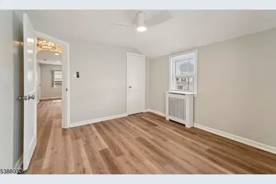 2-33 31st St, Fair Lawn, NJ 07410 - Photo 14