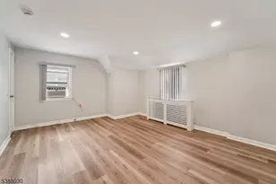 2-33 31st St, Fair Lawn, NJ 07410 - Photo 10