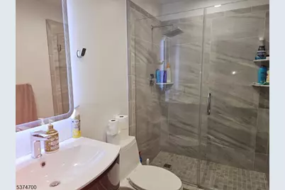 6 Rutgers Drive, Newark, NJ 07103 - Photo 8