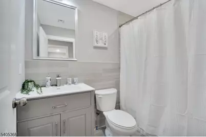 225 S 9th St, Newark, NJ 07103 - Photo 36